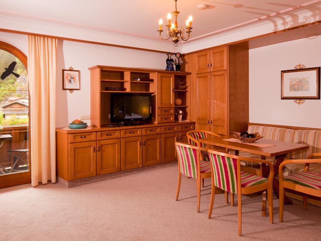 Adlerhorst , Gstan 31 Lägenhet Finkenberg Rum bild